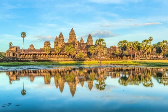 TEMPLE CAMBODGIEN : SYMBOLE HISTORIQUE DE LA CIVILISATION KHMÈRE
